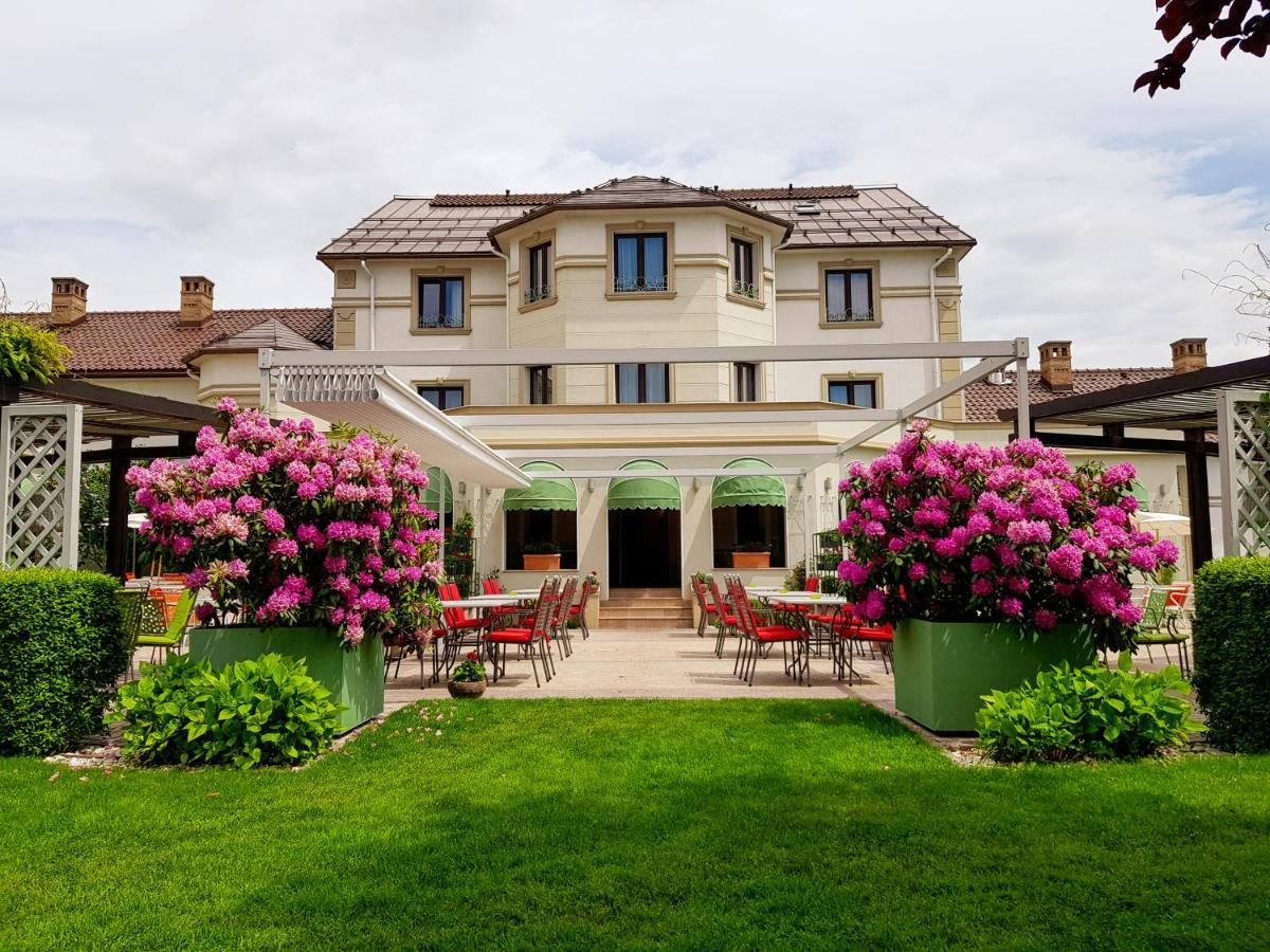 Hotel Sonnenhof 수체아바 외부 사진