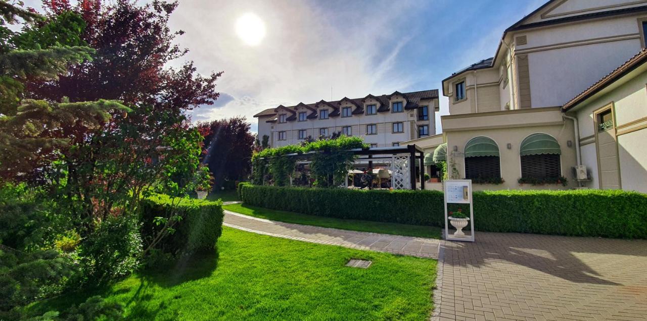 Hotel Sonnenhof 수체아바 외부 사진