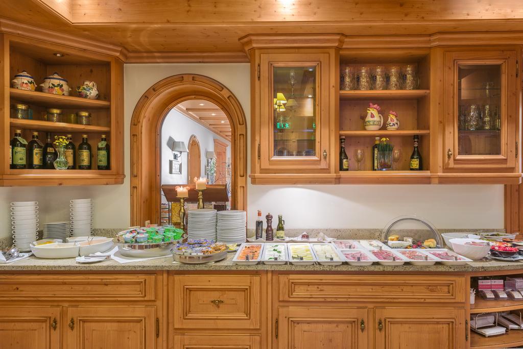 Hotel Sonnenhof 수체아바 외부 사진
