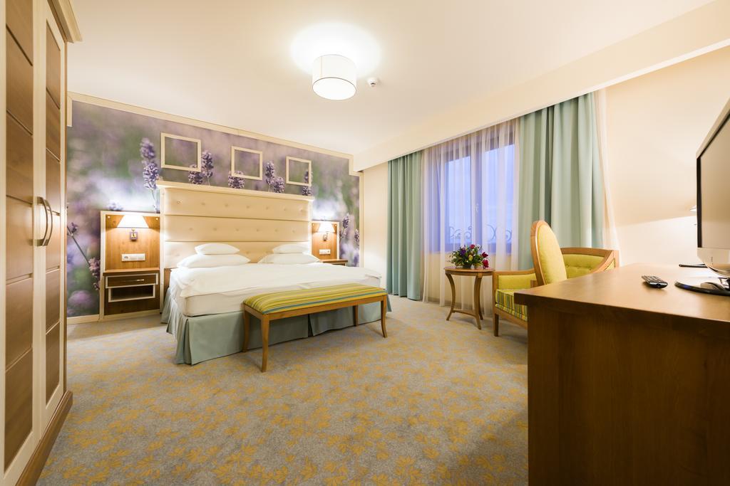 Hotel Sonnenhof 수체아바 외부 사진