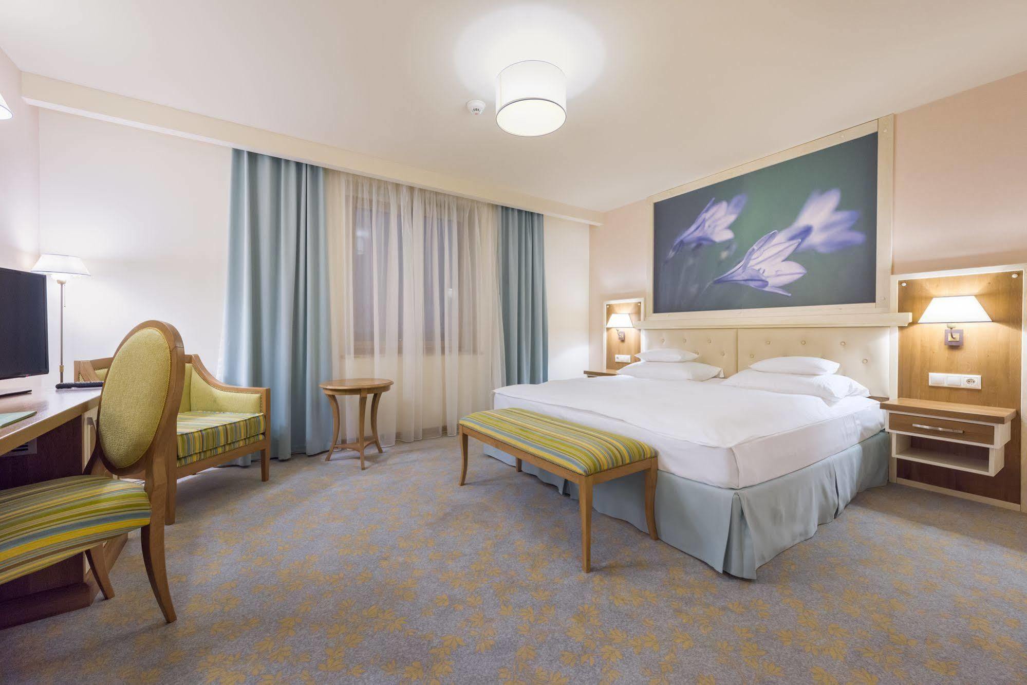 Hotel Sonnenhof 수체아바 외부 사진