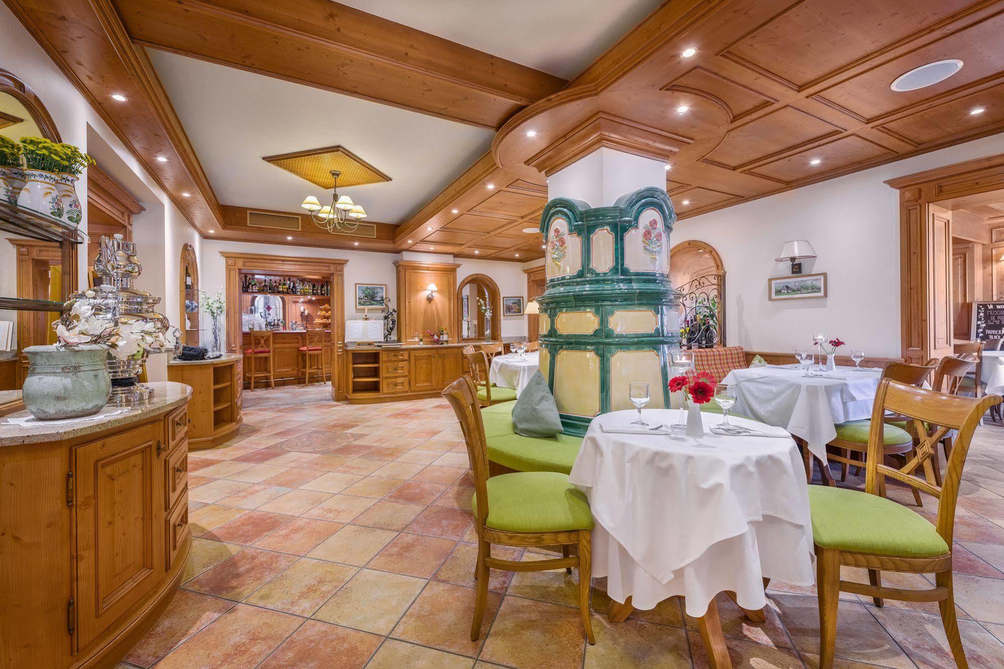 Hotel Sonnenhof 수체아바 외부 사진